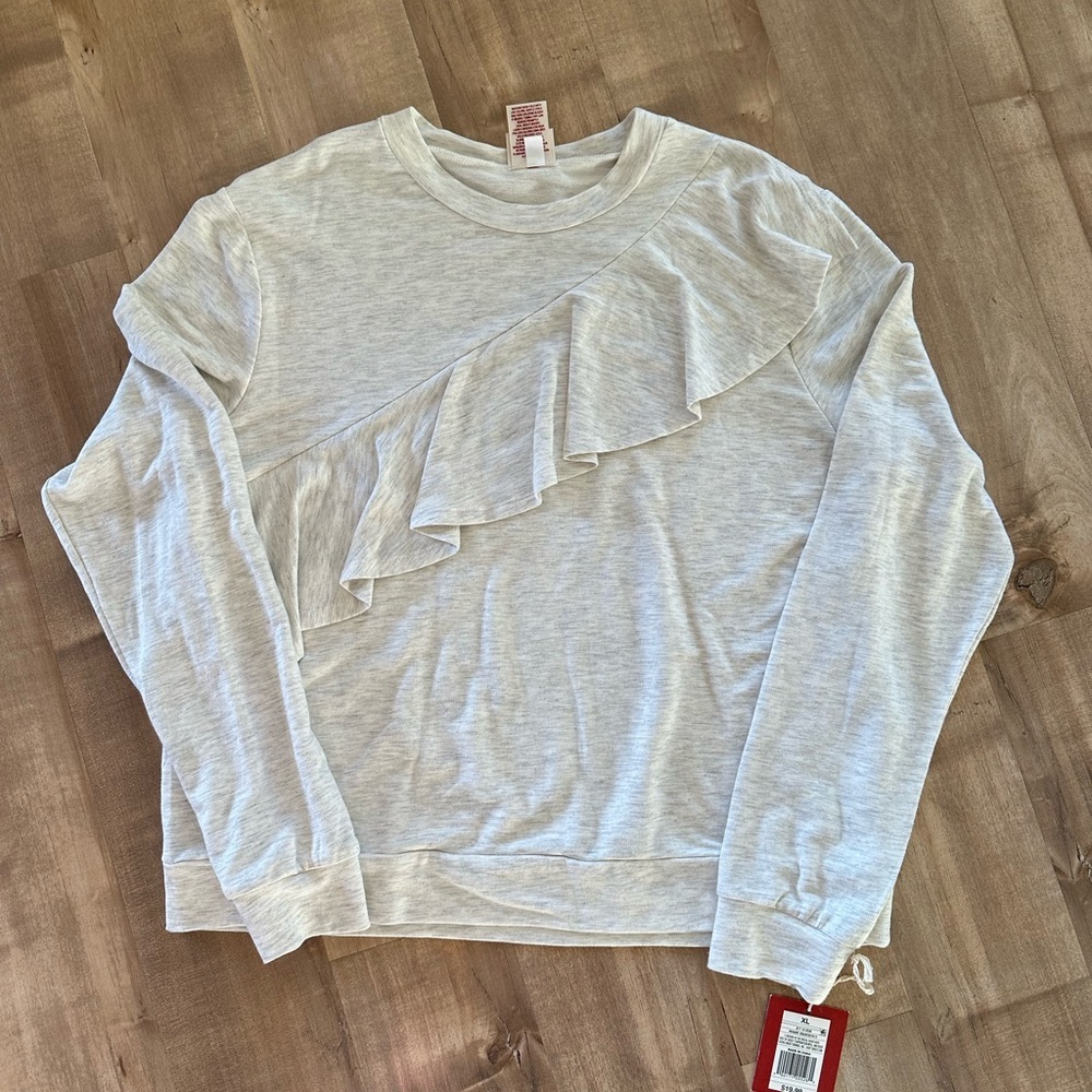 Soft and Stretchy Ruffled Top